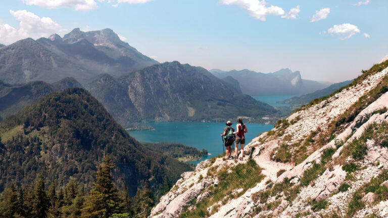Ontdek avontuur en adembenemende uitzichten: 5 geweldige trektochten in Europa
